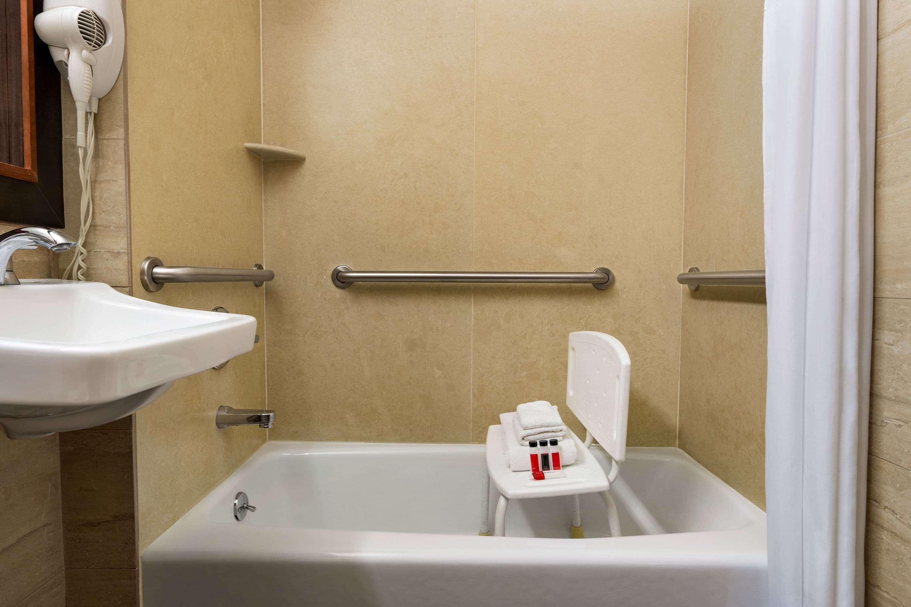 ניו יורק Days Inn By Wyndham Long Island City מראה חיצוני תמונה